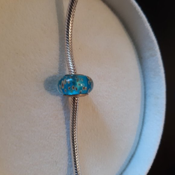 Chamilia 925 bracelet with 5 charms - Picture 7 of 7